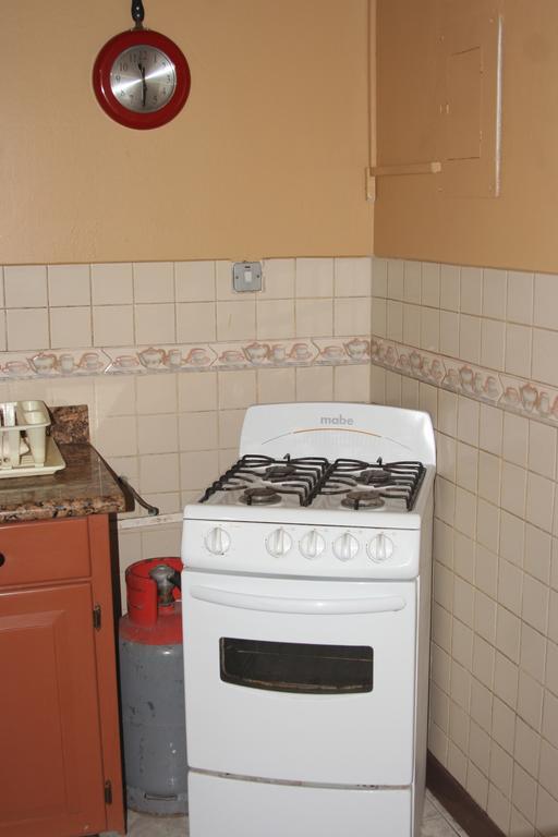 Cozy Apartment キングストン エクステリア 写真